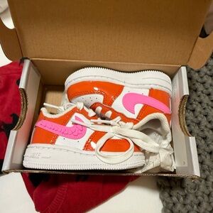 Nike Force 1 LV8 Pink and White Toddler Shoes
